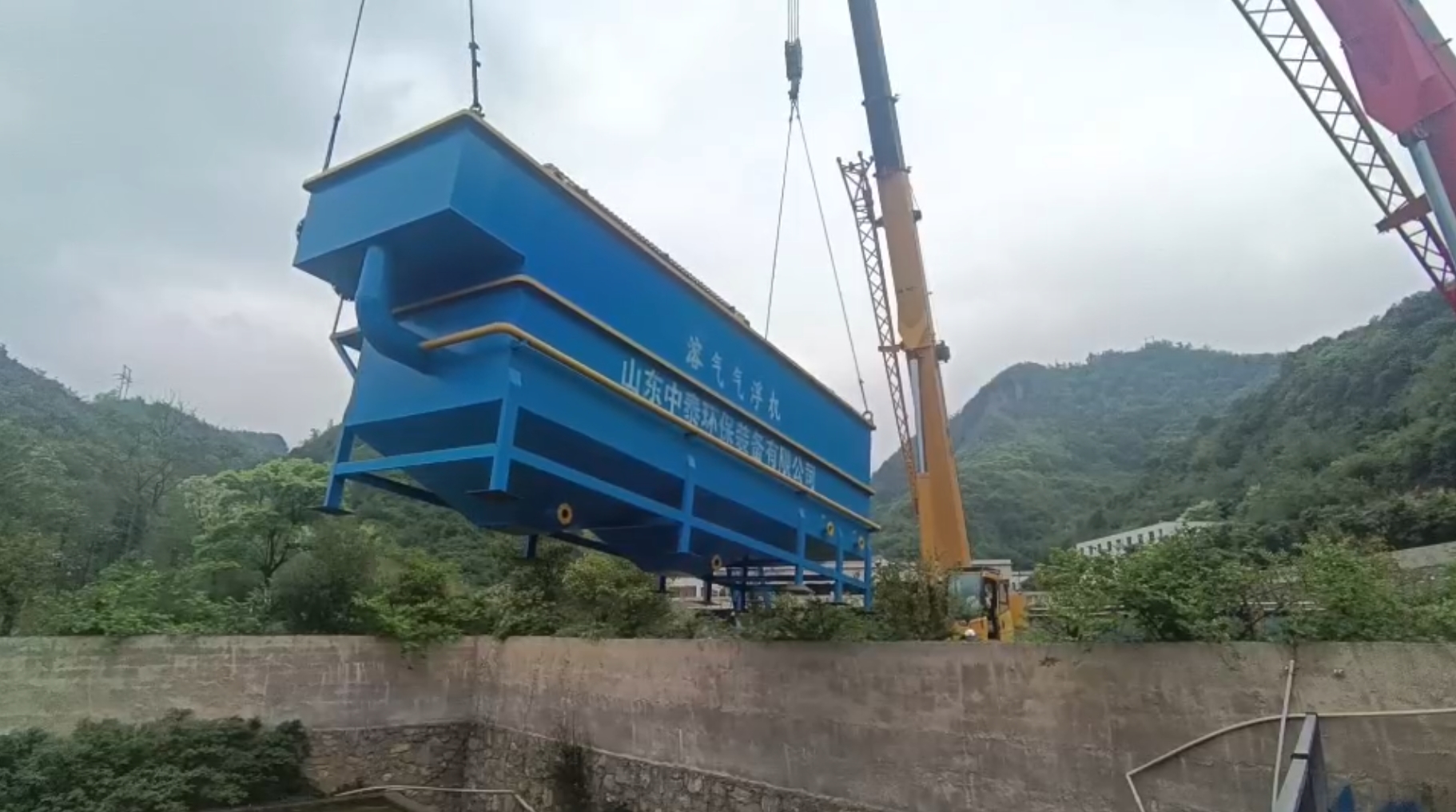 氣浮機(jī)，高效氣浮機(jī)，溶氣氣浮機(jī)，氣浮機(jī)安裝現(xiàn)場